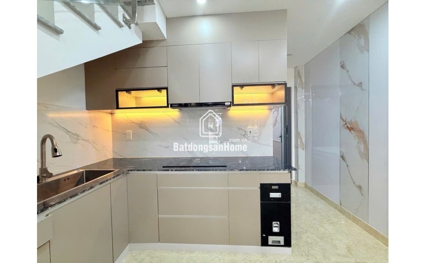 D1865 ⚡️ sát ngã Tư Hàng Xanh, SHR, Nở hậu, HXH, 3.3x14m, 8.x tỷ